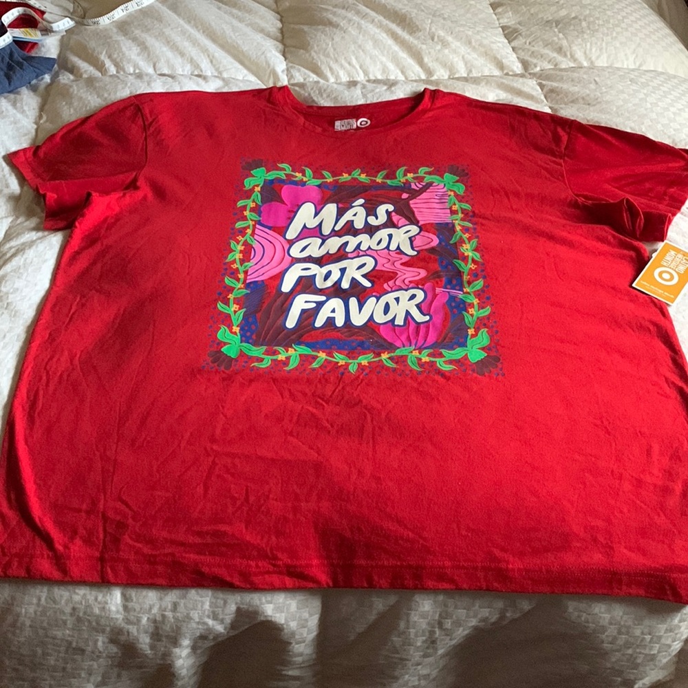 New with tags graphic T-shirt, Latino heritage month